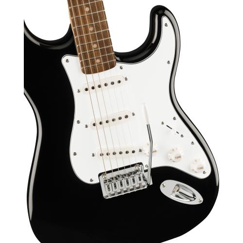 FENDER Squier Affinity Stratocaster -  Mustang Micro Pack (Chitarra + Ampli per cuffie + Cuffie + Borsa + Abbonamento per 3 mesi a Fender Play)